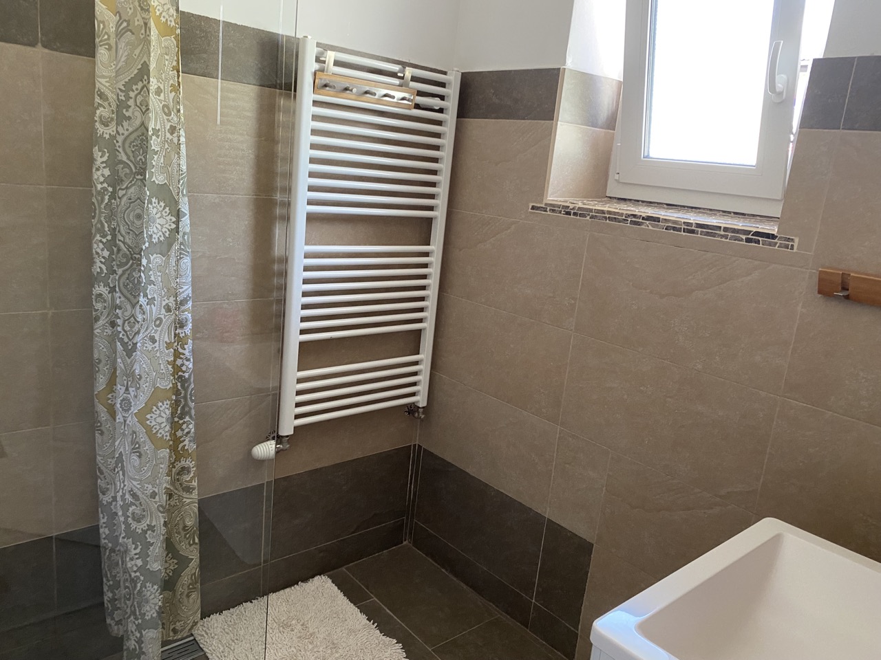 Apartment 3 - Bathroom