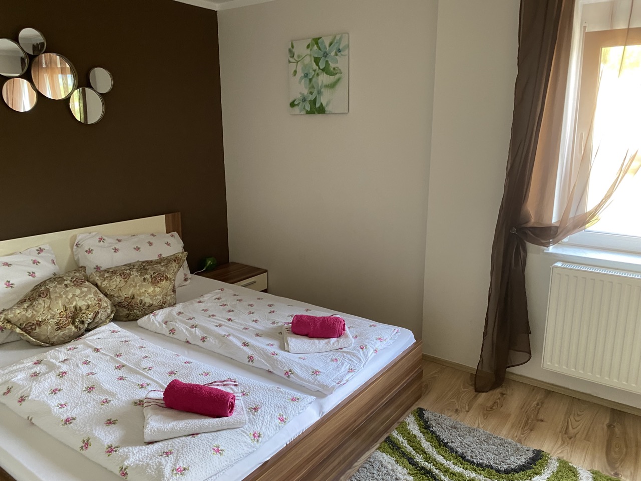 Apartment 4 - Bedroom East