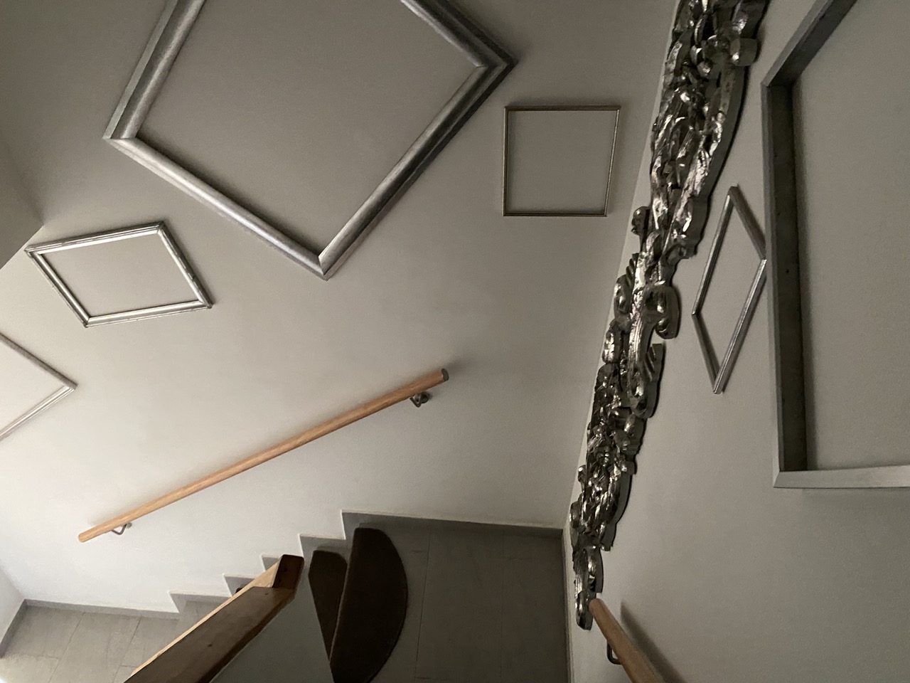 Apartment 5 - Staircase